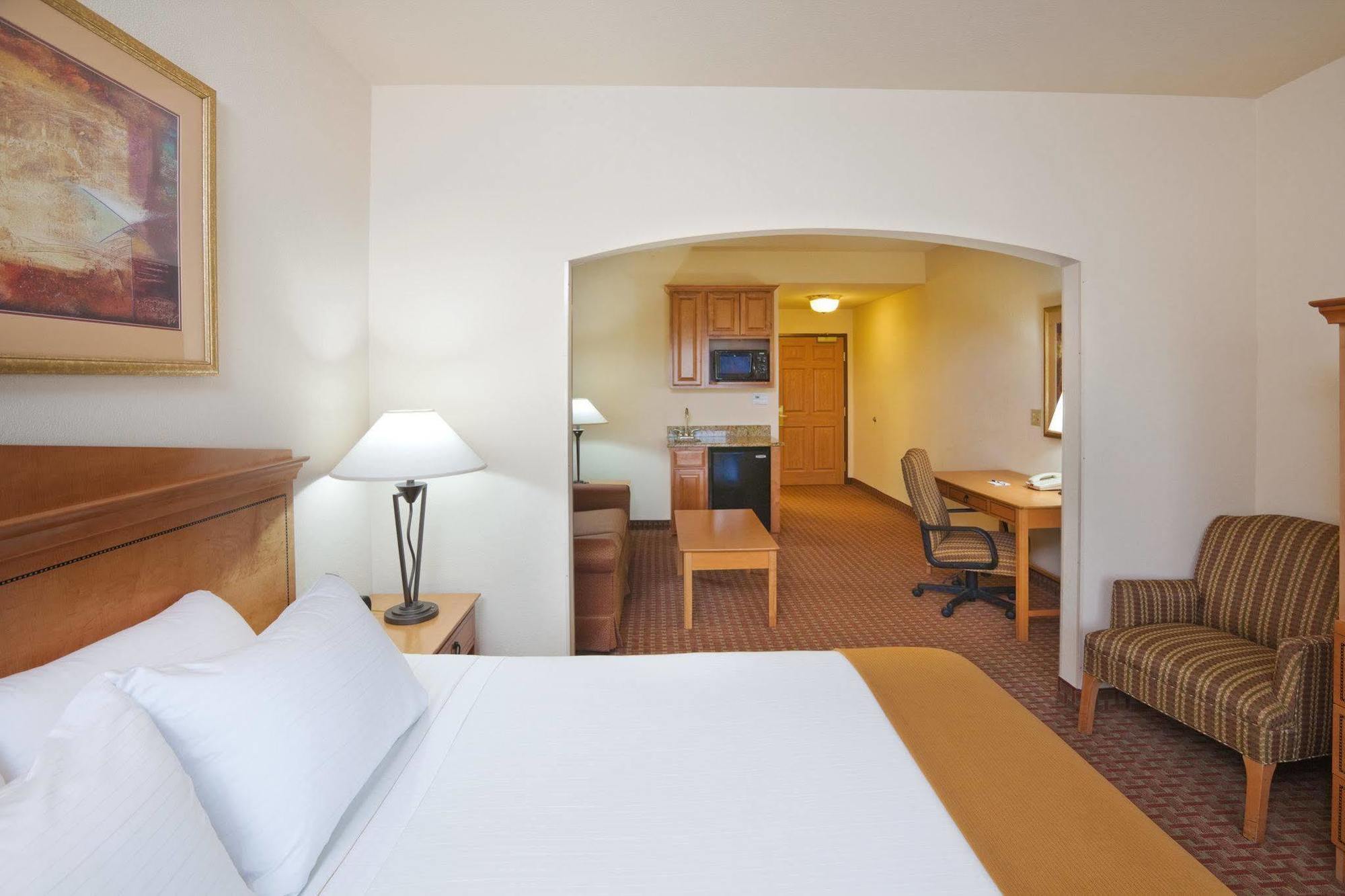 Holiday Inn Express & Suites Glenpool, An Ihg Hotel Buitenkant foto