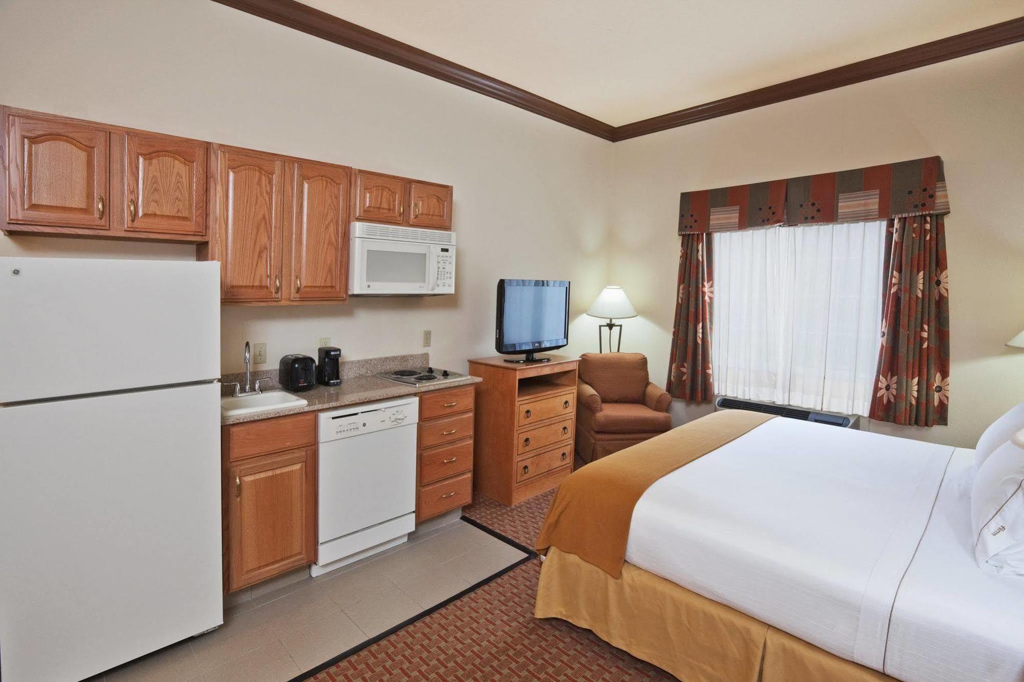 Holiday Inn Express & Suites Glenpool, An Ihg Hotel Buitenkant foto